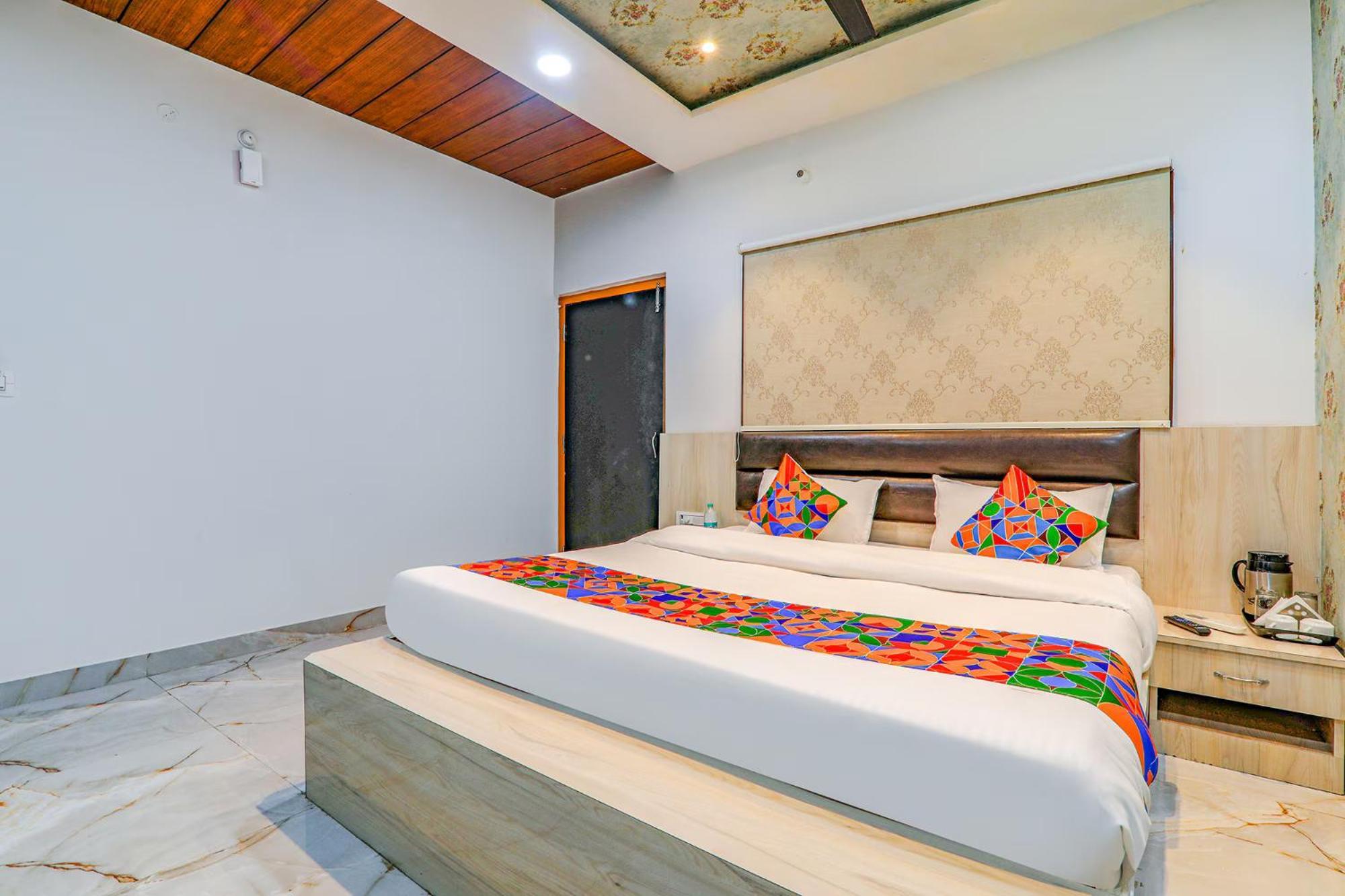 होटल Fabhotel Super 3 Premium 3*